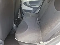 Usado Peugeot 107 68 CV (50 kW) 2010 Blanco Utilitario
