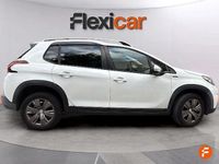 Usado Peugeot 2008 Allure 100 CV (73 kW) 2019 Blanco SUV