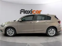 Usado Fiat Tipo Easy 95 CV (69 kW) 2018 Marrón Berlina