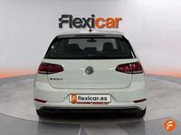 Begagnad VW e-Golf 100 kW (136 HK) 2018 Vit Halvkombi