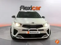 Usado Kia Stonic GT-Line 120 CV (88 kW) 2021 Blanco SUV
