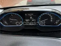 Usado Peugeot 2008 Allure 120 CV (88 kW) 2018 Negro SUV