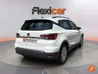 Usado Seat Arona Style Plus 110 CV (80 kW) 2022 Blanco SUV