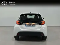 Usado Toyota Yaris Hybrid Active 116 CV (85 kW) 2025 Monovolumen