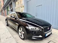 Usado Jaguar XE R-Sport 163 CV (119 kW) 2019 Negro Berlina