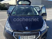 Usado Peugeot 208 Active 82 CV (60 kW) 2014 Azul Utilitario