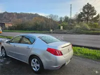Usado Peugeot 508 Active 112 CV (82 kW) 2011 Gris / plata Berlina