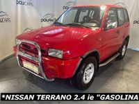 usado Nissan Terrano 2.4 Luxury