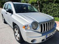 Usado Jeep Compass Sport 140 CV (102 kW) 2009 Plateado SUV
