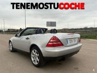 Usado Mercedes SLK230 193 CV (141 kW) 2000 Gris / plata Descapotable