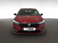 Usado Dacia Sandero Essentiel 67 CV (49 kW) 2022 Rojo Berlina