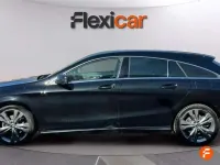 Usado Mercedes CLA220 Shooting Brake 170 CV (125 kW) 2019 Negro Familiar