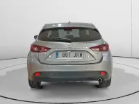 Usado Mazda 3 Luxury 105 CV (77 kW) 2016 Gris / plata Berlina