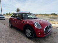 Usado Mini ONE 102 CV (75 kW) 2018 Rojo Utilitario