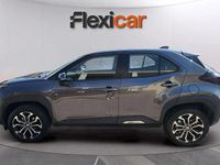 Usado Toyota Yaris Hybrid Active 116 CV (85 kW) 2024 Gris