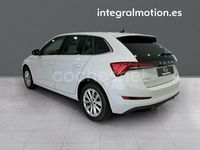 Usado Skoda Scala Ambition 110 CV (80 kW) 2023 Blanco Utilitario