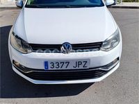 Usado VW Polo 90 CV (66 kW) 2016 Blanco Berlina