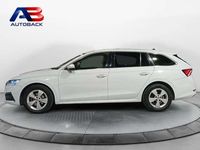 Usado Skoda Octavia 111 CV (81 kW) 2021 Blanco Familiar