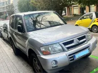 Usado Mitsubishi Montero 160 CV (117 kW) 2004 Gris / plata SUV