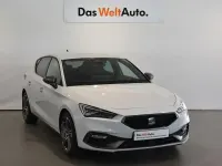 Usado Seat Leon FR 115 CV (84 kW) 2025 Blanco