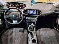 Usado Peugeot 308 Active 116 CV (85 kW) 2015 Gris Familiar