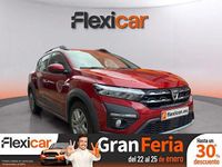 Usado Dacia Sandero Comfort 101 CV (74 kW) 2022 Rojo Berlina