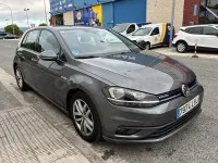 Usado VW Golf VIII Edition 130 CV (95 kW) 2020 Gris / plata Berlina