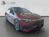 Nuevo Mercedes CLA180 136 CV (100 kW) 2026 Rojo Berlina