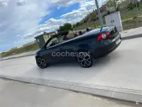 Usado VW Eos Individual 140 CV (102 kW) 2007 Negro Descapotable