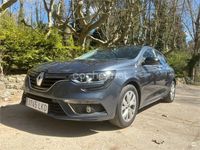 Usado Renault Mégane IV LIMITED 95 CV (69 kW) 2020 Gris / plata Berlina