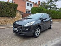 Usado Peugeot 3008 Premium 156 CV (114 kW) 2010 Gris / plata Familiar