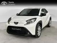 Usado Toyota Aygo X Play 72 CV (52 kW) 2025 Blanco SUV