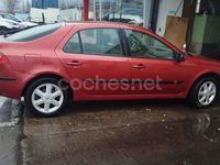 Usado Renault Laguna II Dynamique 120 CV (88 kW) 2004 Granate Berlina
