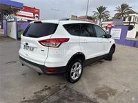 Usado Ford Kuga Trend 120 CV (88 kW) 2016 Blanco SUV