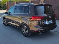 Usado VW Touran Sportline 150 CV (110 kW) 2015 Marrón Monovolumen