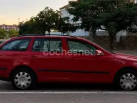 Usado Skoda Octavia 105 CV (77 kW) 2008 Rojo Familiar