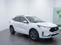 Usado Ford Kuga ST-Line X 225 CV (165 kW) 2024 Blanco SUV