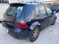 Usado VW Golf III Conceptline 68 CV (50 kW) 1998 Negro Berlina