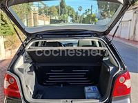 Usado VW Polo Trendline 75 CV (55 kW) 2004 Negro Utilitario