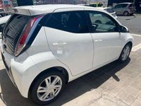 usado Toyota Aygo 70 x-play