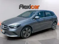 Usado Mercedes B200 150 CV (110 kW) 2021 Gris Utilitario