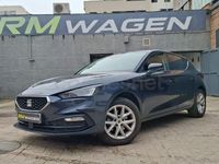 Usado Seat Leon Style 130 CV (95 kW) 2023 Gris / plata Berlina