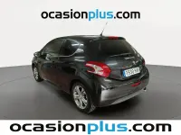 Usado Peugeot 208 Allure 120 CV (88 kW) 2014 Negro Utilitario