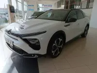 Usado Citroën C5 X Shine 180 CV (132 kW) 2024 Blanco Familiar