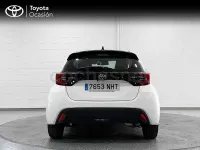Usado Toyota Yaris Hybrid Active 116 CV (85 kW) 2025 Blanco Berlina