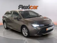 Usado Toyota Corolla Active 140 CV (102 kW) 2023 Marrón Familiar