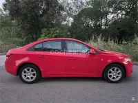 Usado Chevrolet Cruze LT 150 CV (110 kW) 2010 Rojo Berlina
