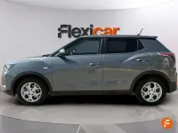 Usado SsangYong Tivoli 135 CV (99 kW) 2024 Gris SUV