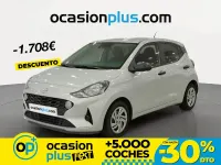 Usado Hyundai i10 67 CV (49 kW) 2022 Gris Utilitario