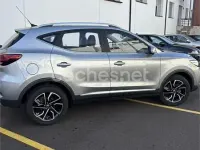 Usado MG ZS Luxury 111 CV (81 kW) 2024 Gris / plata SUV